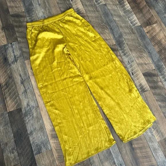 MODERN WORKS | Medium Vibrant Yellow Wide-Leg Pants - Picture 1 of 5